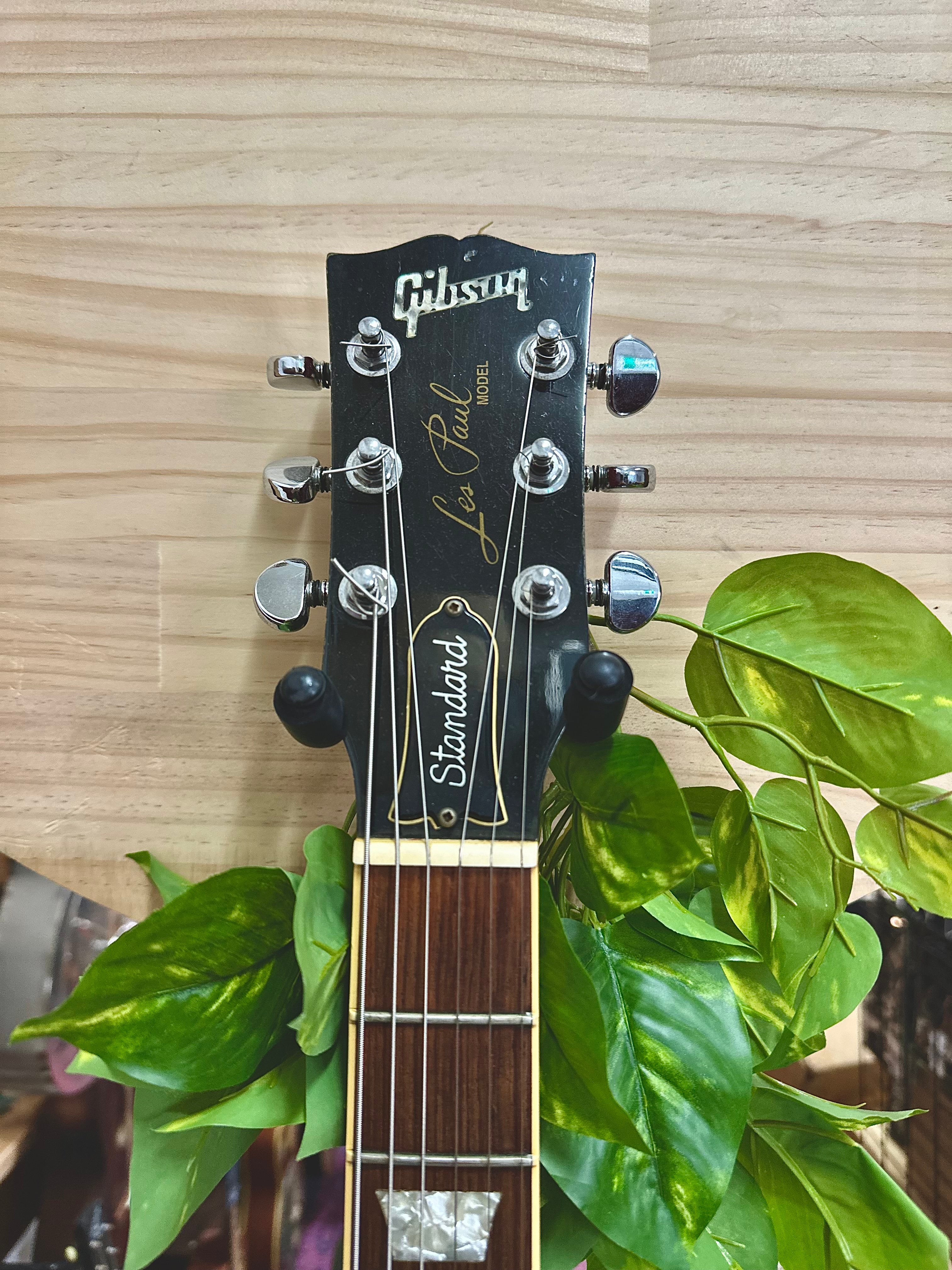 Gibson | Les Paul Standard | Cherryburst | 2000 | Pre-Loved Gibson | Les Paul Standard | Cherryburst | 2000 | Pre-Loved